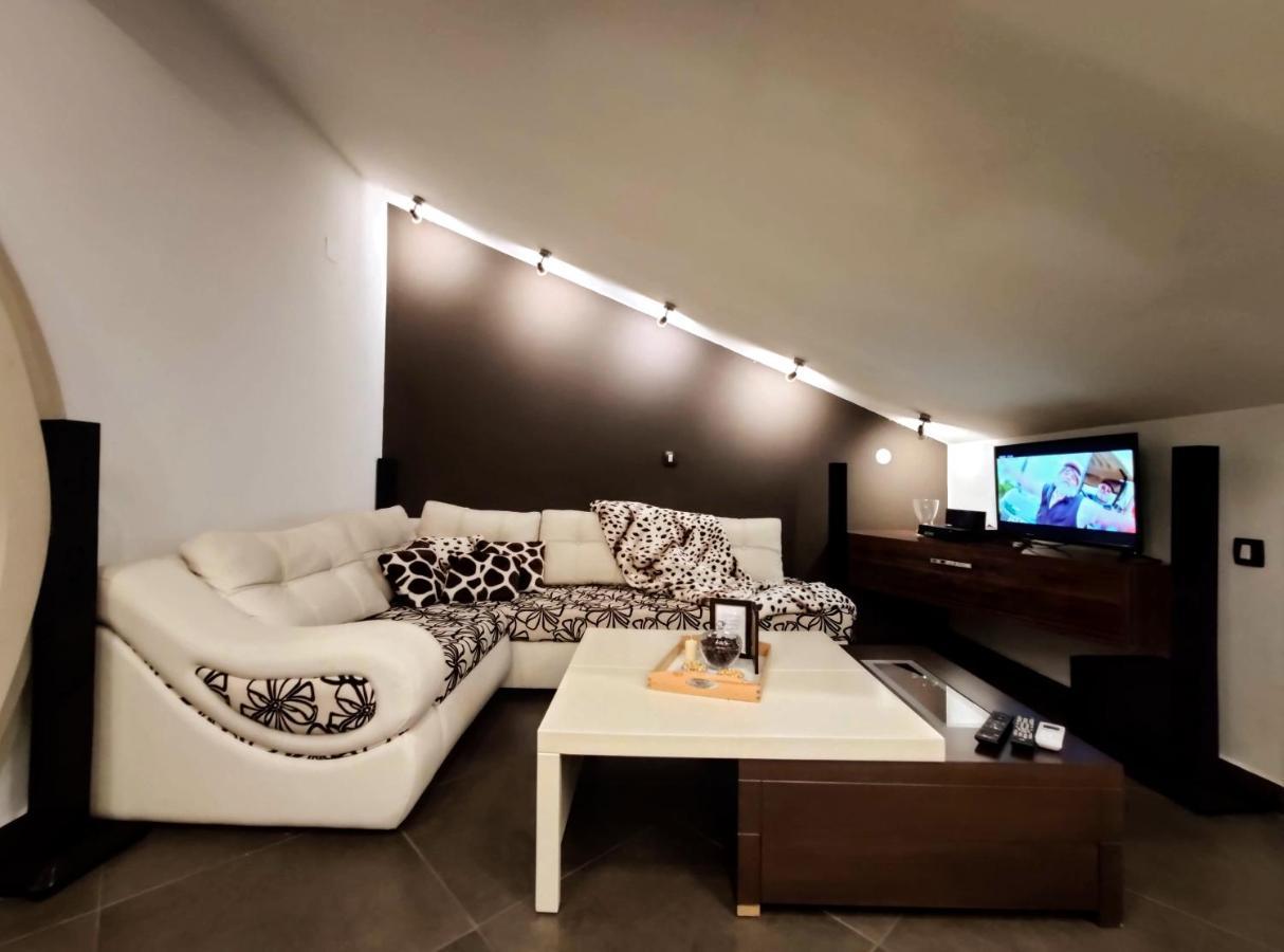 Sky Apartments Special Strumica Buitenkant foto