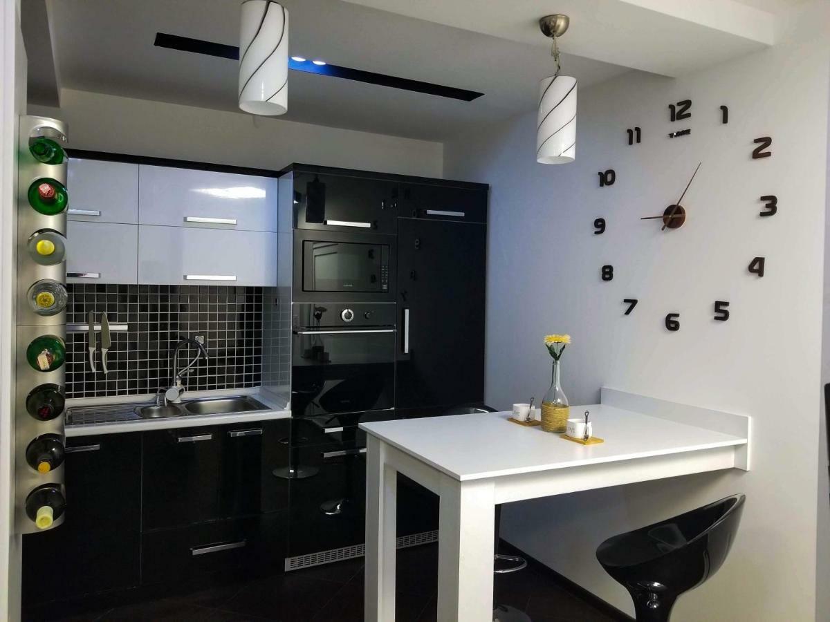 Sky Apartments Special Strumica Buitenkant foto